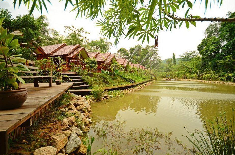 The Vareeya Resort Ban Pa Khlok Exterior foto